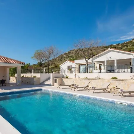Holiday home Ferienhaus Fur 7 Personen Und 1 Kind In Dubrava Kod Tisna, Dalmatien Norddalmatien