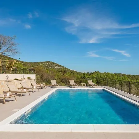 Ferienhaus Fur 7 Personen Und 1 Kind In Dubrava Kod Tisna, Dalmatien Norddalmatien Holiday home