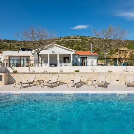 Holiday home Ferienhaus Fur 7 Personen Und 1 Kind In Dubrava Kod Tisna, Dalmatien Norddalmatien Vodice